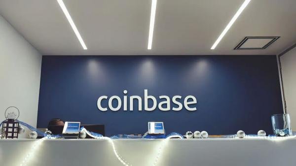 Теперь Coinbase предлагает вознаграждение за стекинг токена сети Cosmos