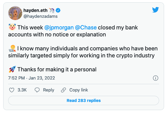 JPMorgan закрывает счета основателя Uniswap