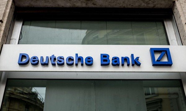 Отчет Deutsche Bank: большинство будут держать крипто, даже если рынок упадет