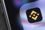 Binance не станет блокировать аккаунты пользователей из России