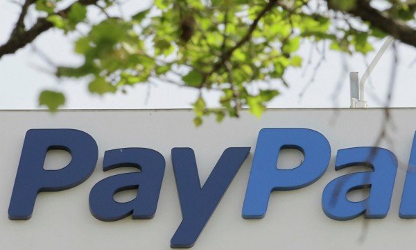 Visa, Mastercard и PayPal остановили работу в России